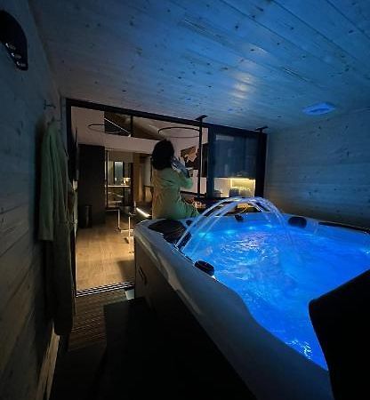 Les Suites De Stanislas Jacuzzi & Spa 낭시 외부 사진